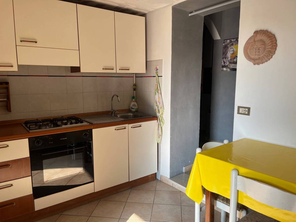 appartamento in affitto a Biella in zona Centro Città