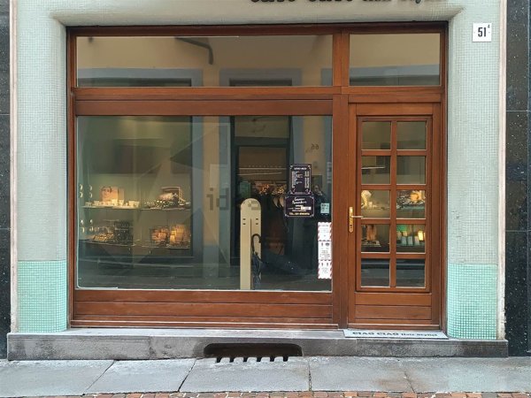 negozio in affitto a Biella in zona Centro Città