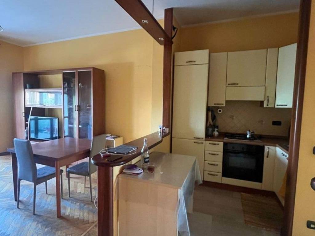 appartamento in affitto a Biella in zona Centro Città