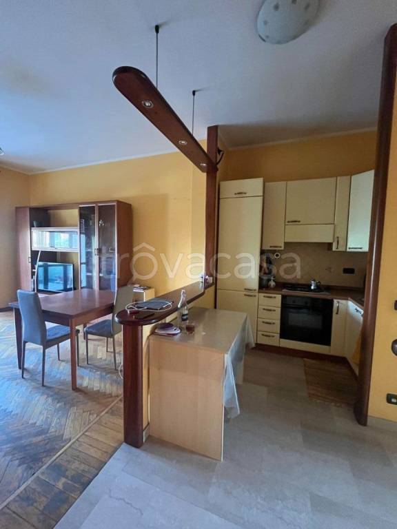 appartamento in affitto a Biella in zona Centro Città