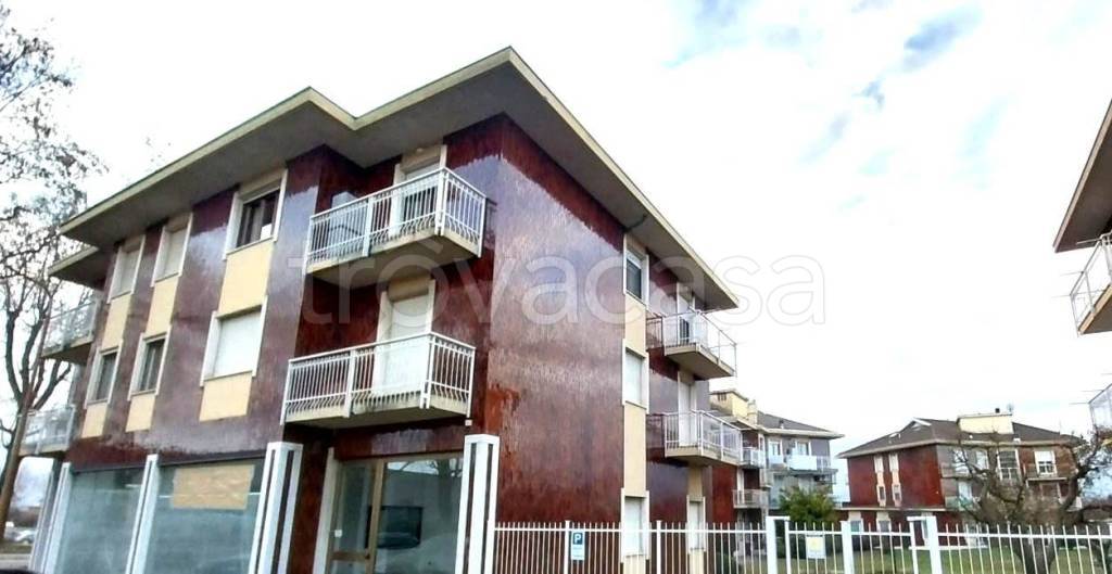 appartamento in affitto a Biella in zona Corso Europa