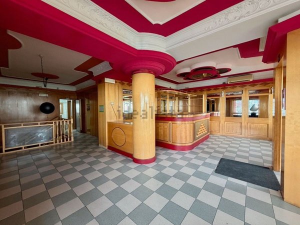 locale commerciale in affitto a Biella