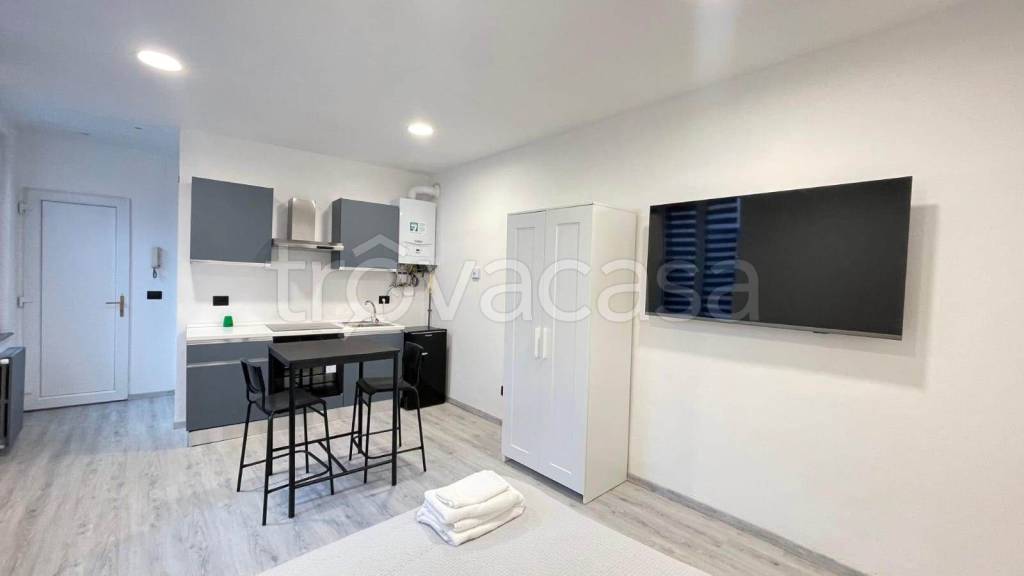 appartamento in affitto a Biella in zona Centro Città