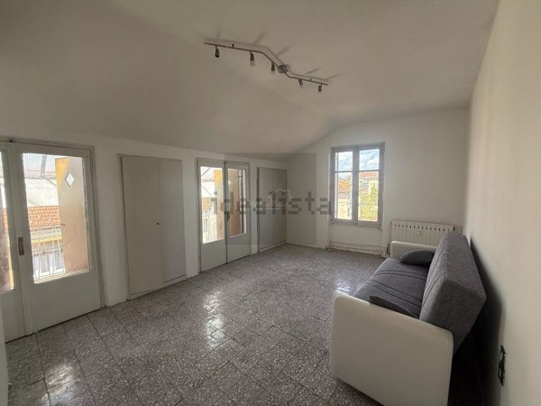 appartamento in affitto a Biella in zona Centro Città