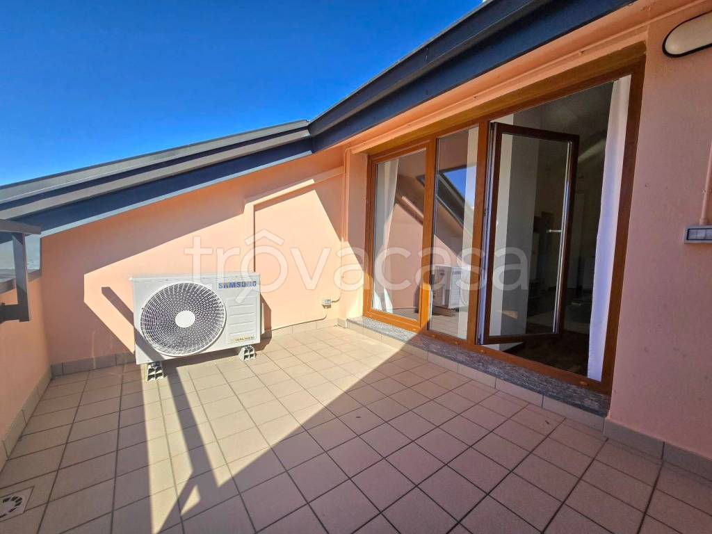 appartamento in affitto a Biella