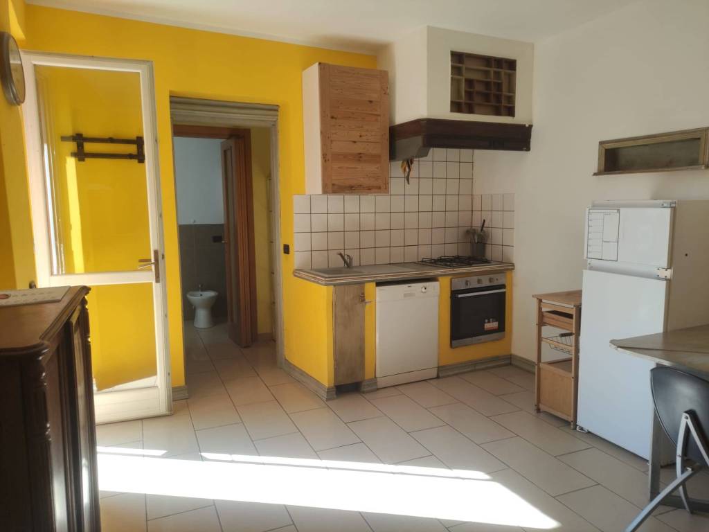 appartamento in affitto a Biella in zona Vandorno