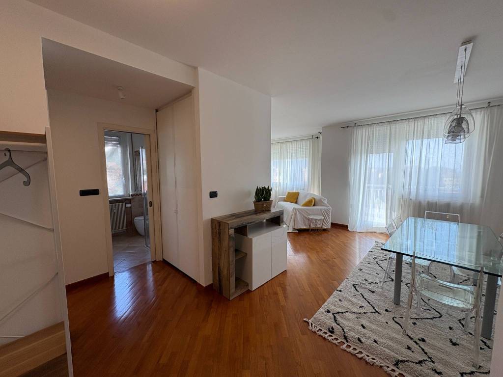 appartamento in affitto a Biella in zona Centro Città