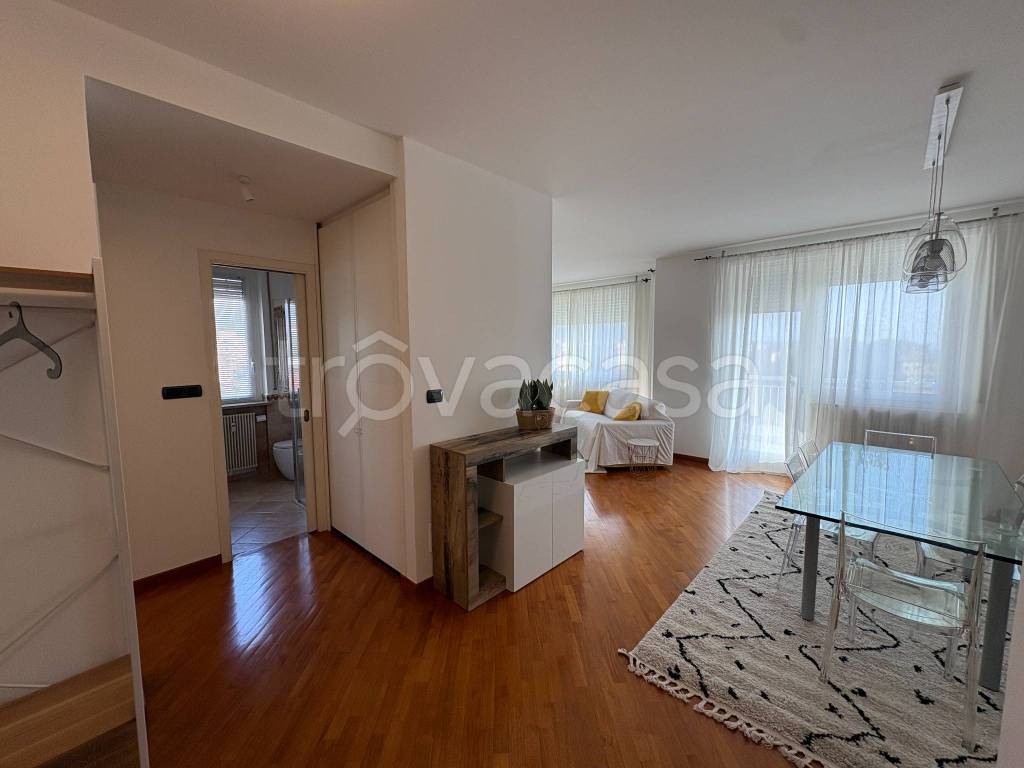 appartamento in affitto a Biella