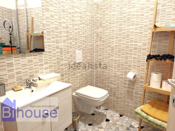 negozio in affitto a Biella in zona Centro Città