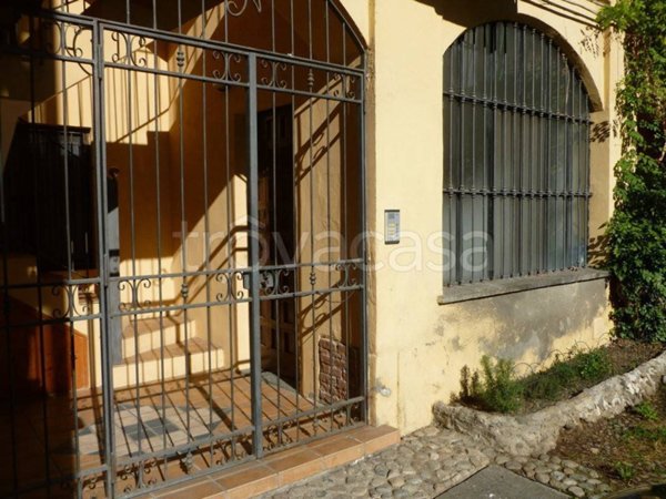 appartamento in affitto a Biella in zona Via Pietro Micca