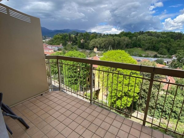 appartamento in affitto a Biella in zona Centro Città