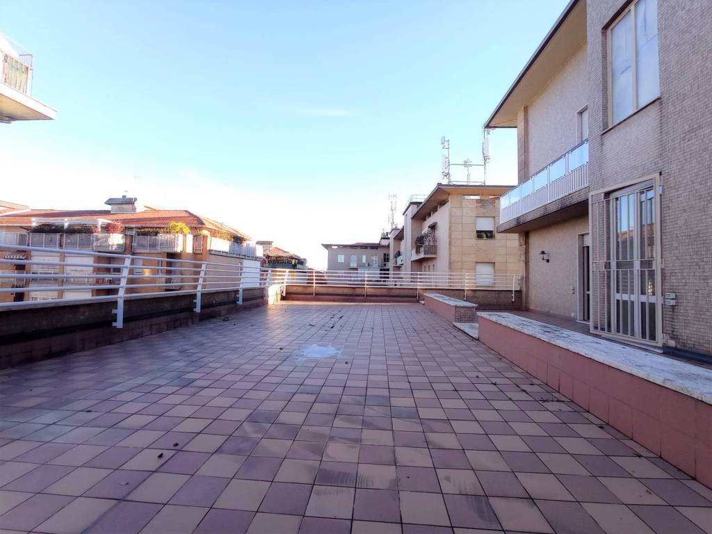 appartamento in affitto a Biella in zona Viale Roma