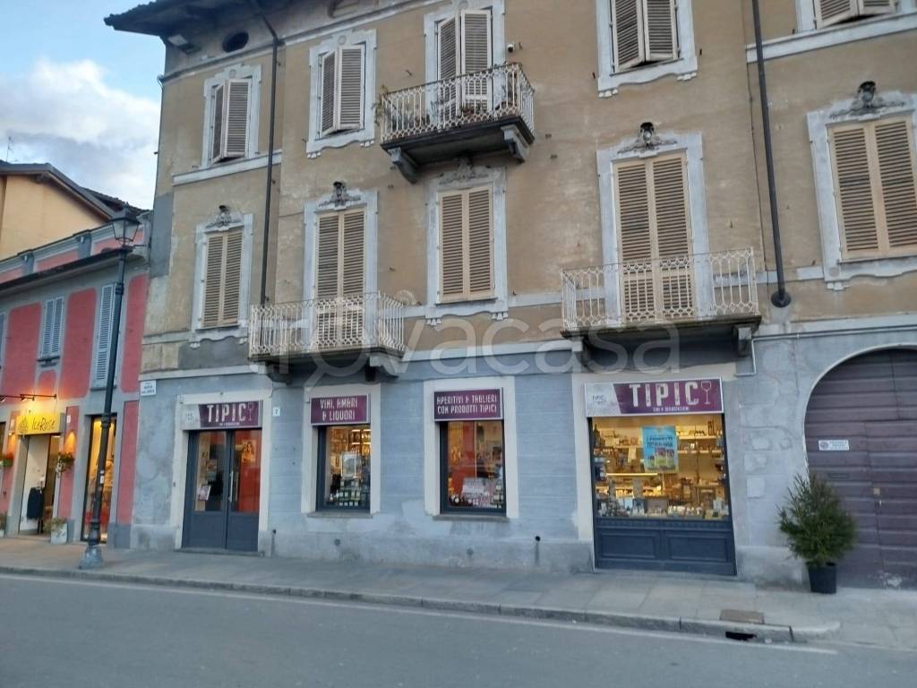 negozio in affitto a Biella in zona Centro Città
