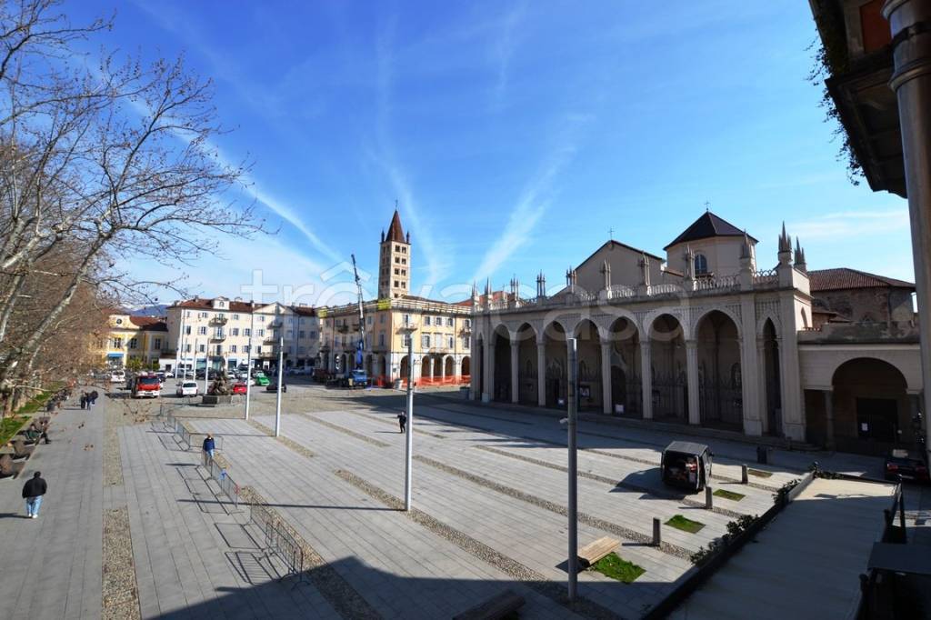 ufficio in affitto a Biella in zona Centro Città