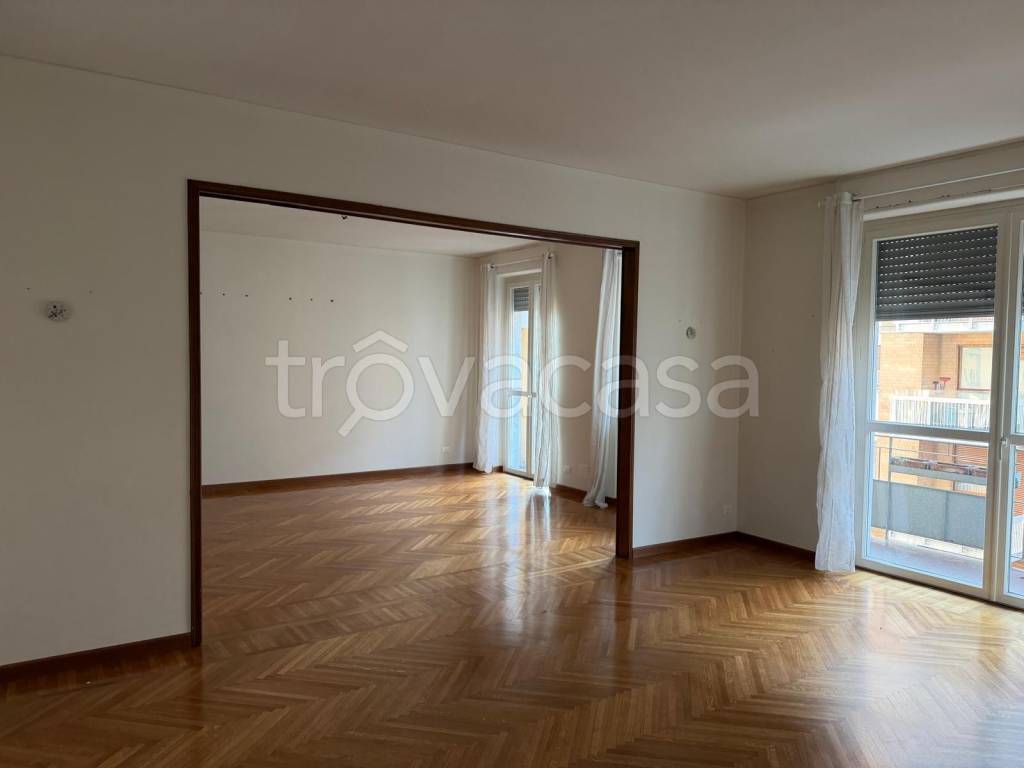appartamento in affitto a Biella in zona Centro Città