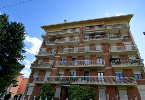 appartamento in affitto a Biella in zona Viale Macallè