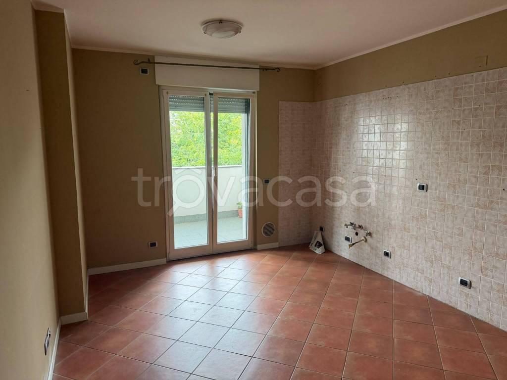 appartamento in affitto a Biella in zona Viale Macallè