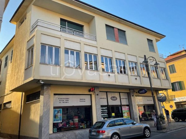 negozio in affitto ad Acqui Terme