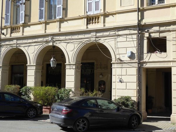 negozio in affitto ad Acqui Terme