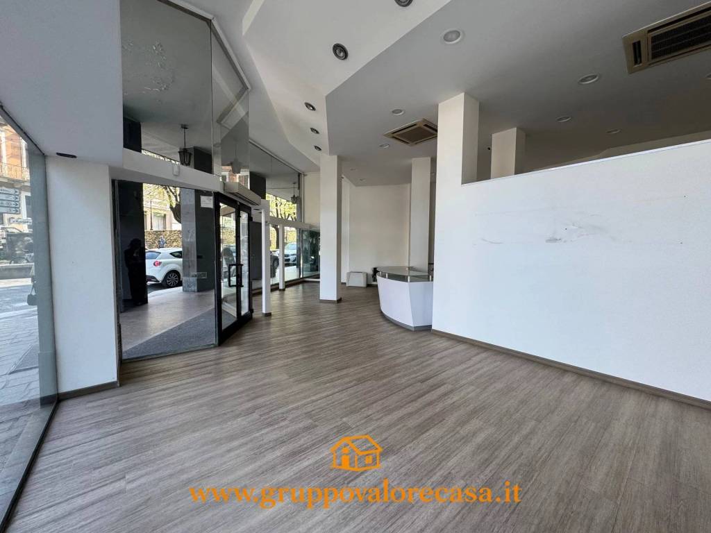 negozio in affitto ad Acqui Terme