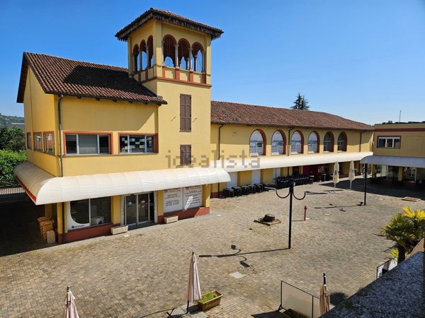 locale commerciale in affitto ad Acqui Terme