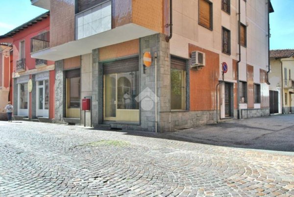 negozio in affitto a Cavaglià