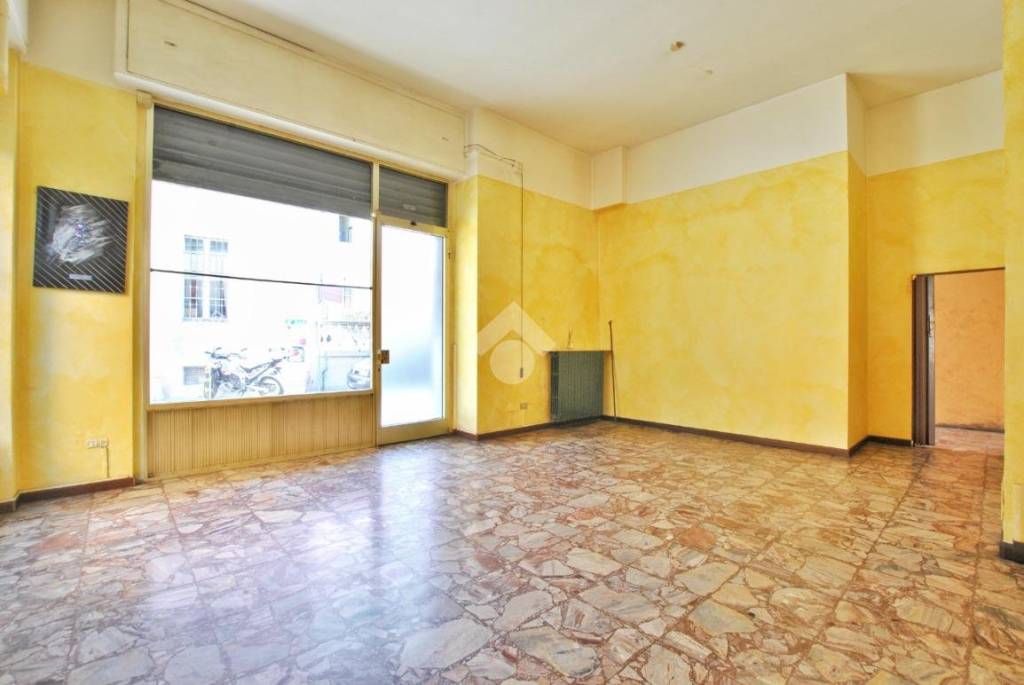 negozio in affitto a Cavaglià