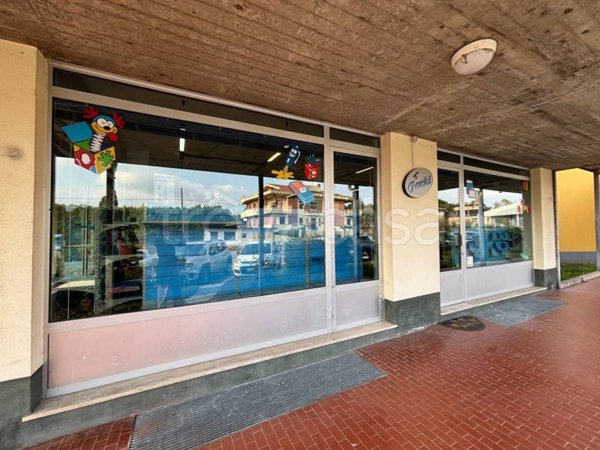 negozio in affitto a Cavaglià