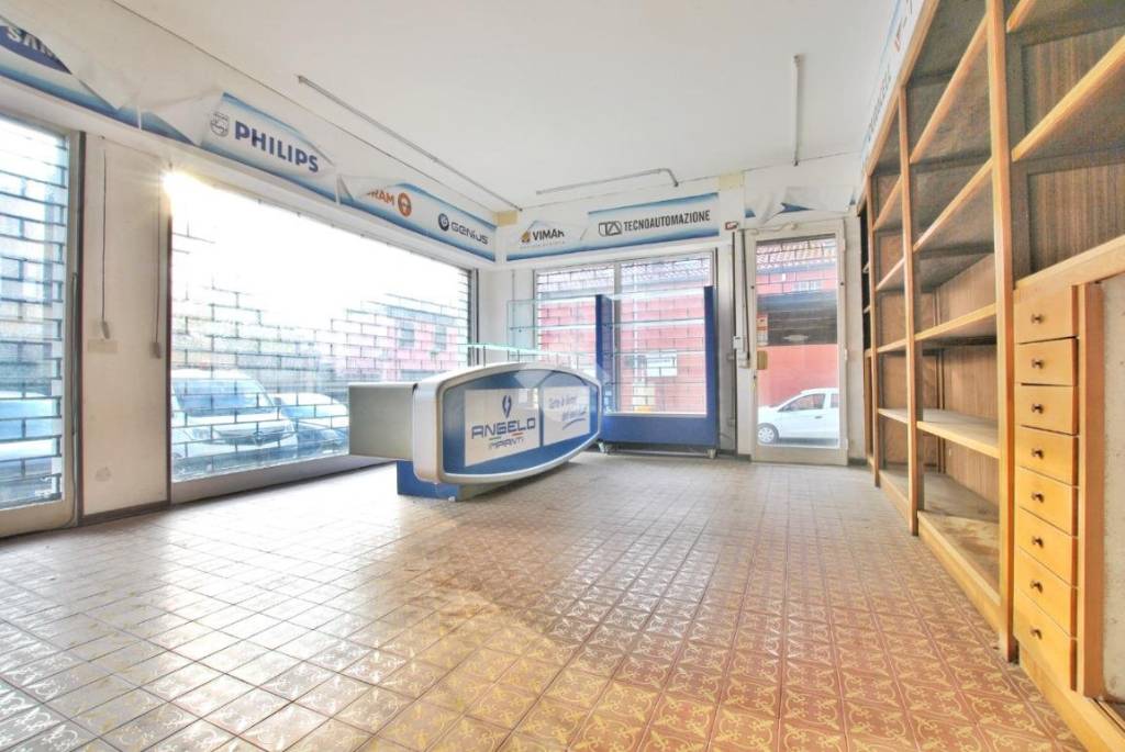 negozio in affitto a Cavaglià