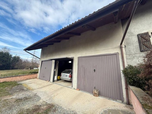 locale commerciale in affitto a Cavaglià