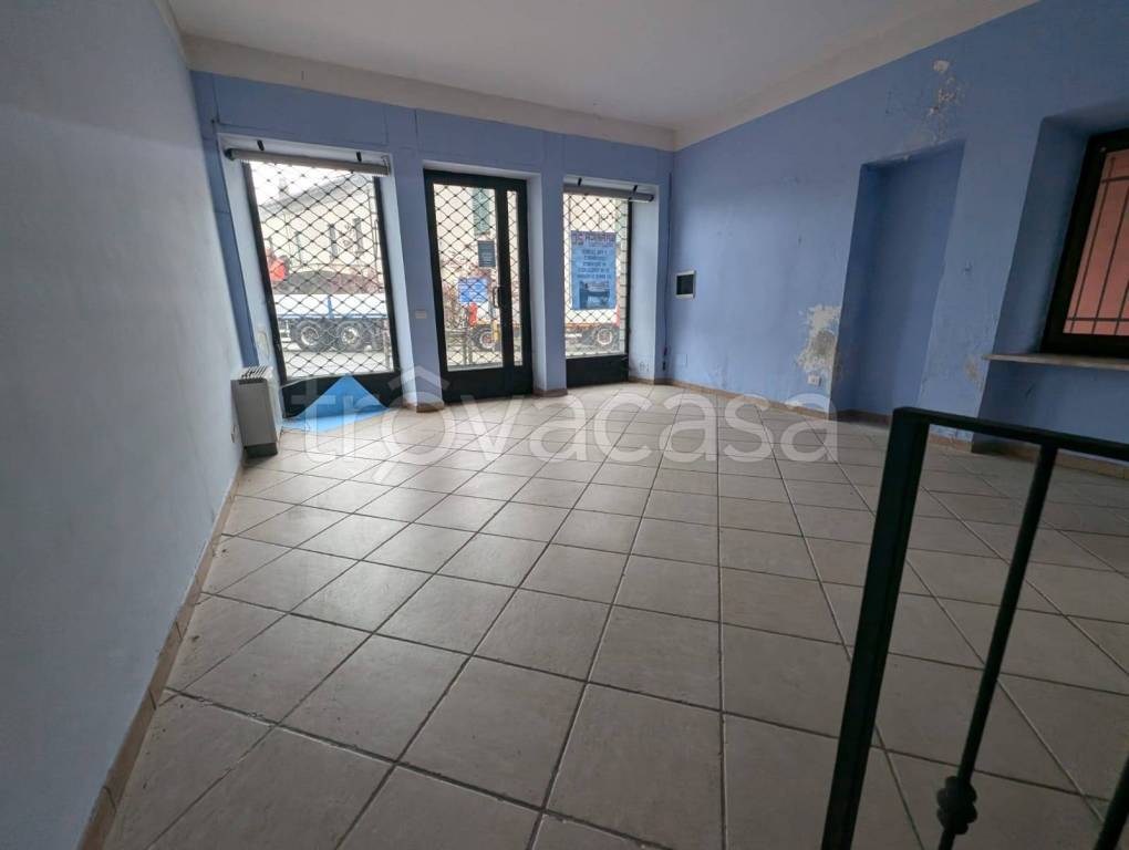 negozio in affitto a Cavaglià