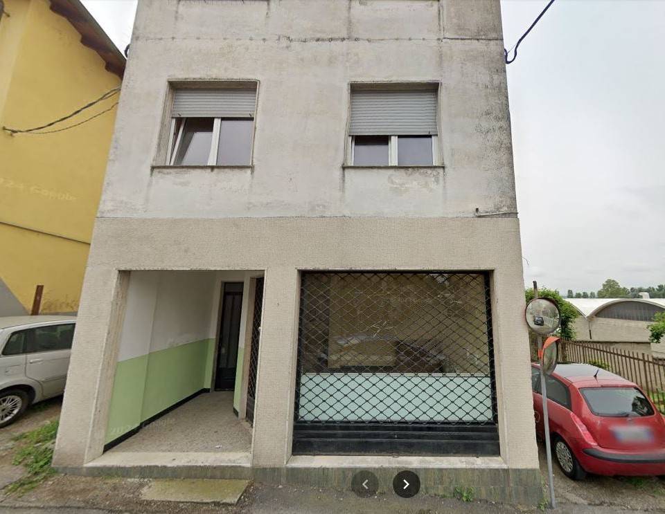 negozio in affitto a Cossato