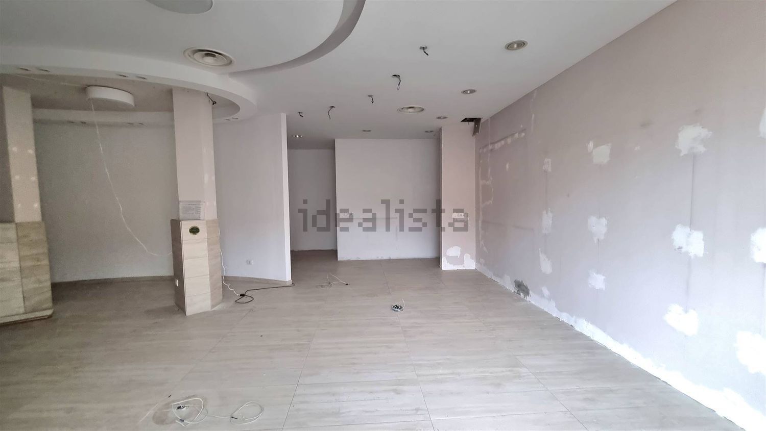 locale commerciale in affitto a Cossato