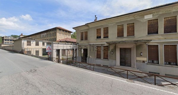 locale di sgombero in affitto a Cossato
