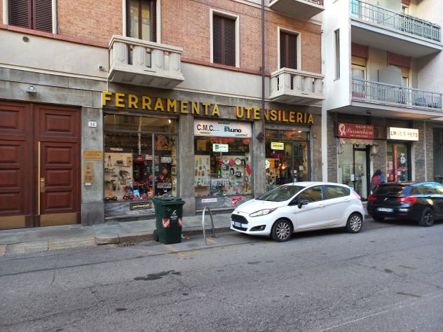 negozio in affitto a Donato