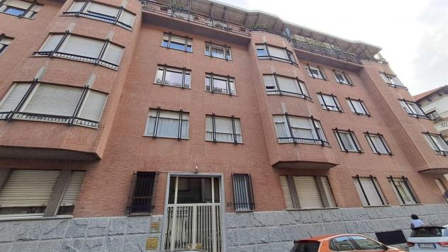 ufficio in affitto a Donato