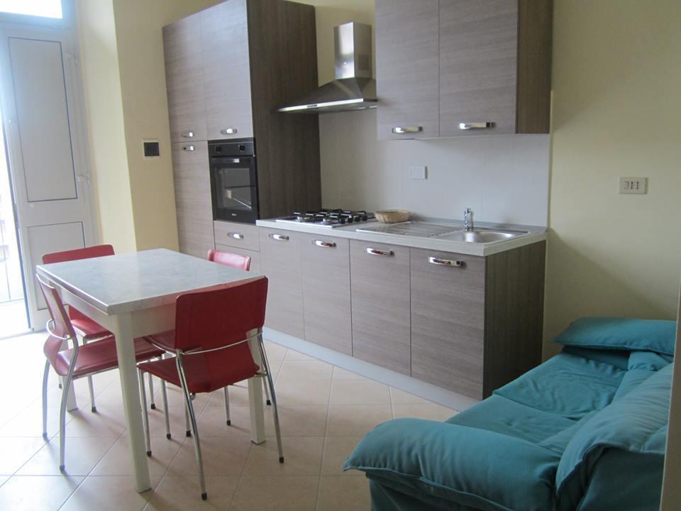 camera singola in affitto a Donato