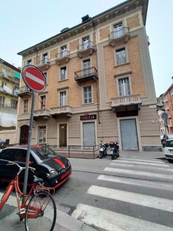 camera singola in affitto a Donato