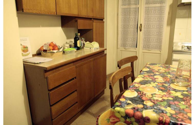 camera singola in affitto a Donato