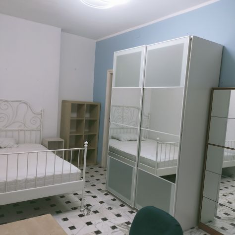 camera singola in affitto a Donato