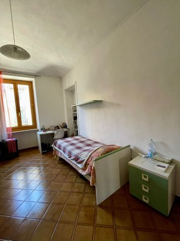 camera singola in affitto a Donato