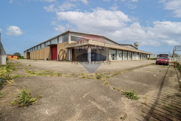 capannone in affitto a Gaglianico