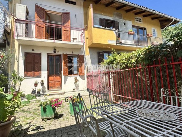 casa indipendente in affitto a Graglia