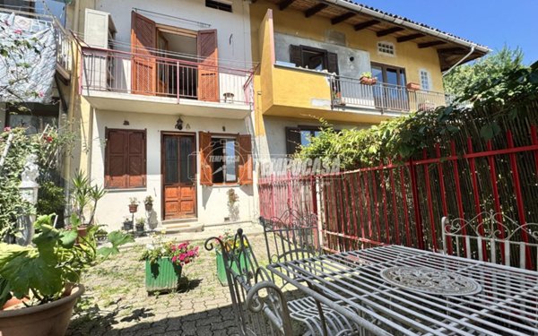 casa indipendente in affitto a Graglia