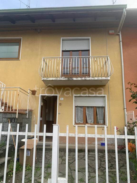 casa indipendente in affitto a Graglia