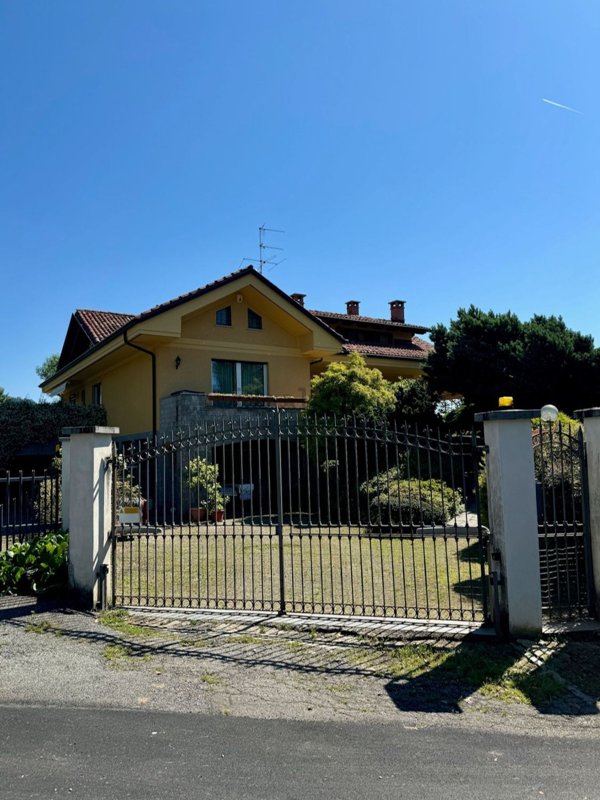 casa indipendente in affitto ad Occhieppo Superiore in zona Villa