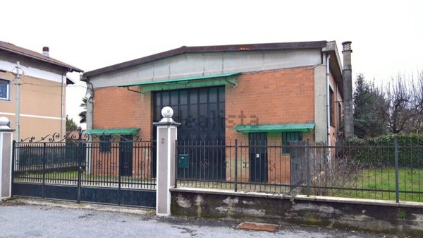 capannone in affitto a Ponderano