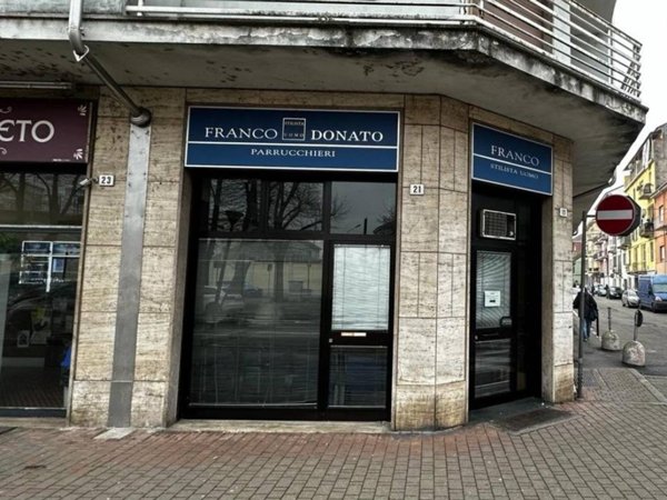 negozio in affitto ad Alessandria in zona Centro Città
