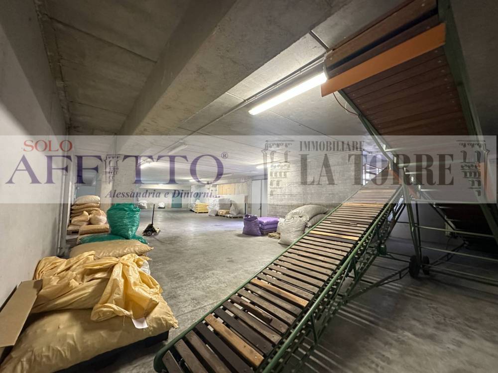locale di sgombero in affitto ad Alessandria in zona Spinetta Marengo