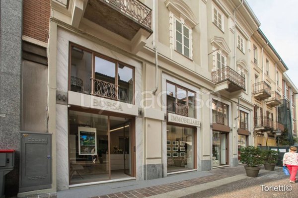 negozio in affitto ad Alessandria in zona Centro Città